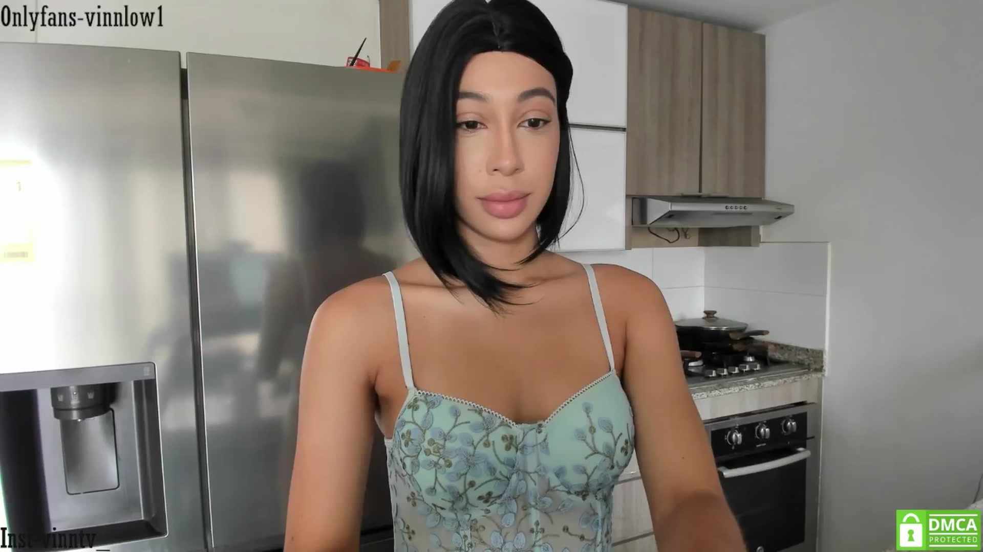 Gallery image thumbnail from Vinnlow's myfreecams stream on, 08/07/2025, 16:22 image 13 of 20