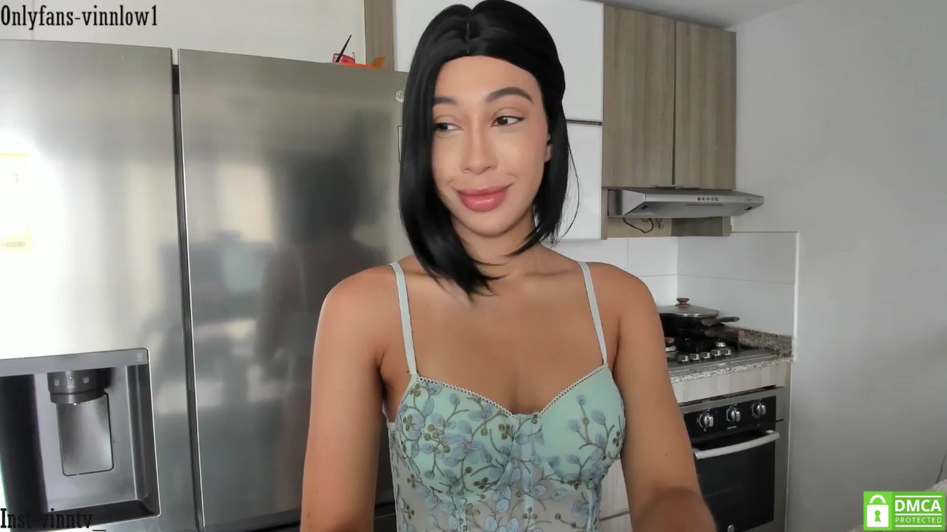 Gallery image thumbnail from Vinnlow's myfreecams stream on, 08/07/2025, 16:22 image 15 of 20