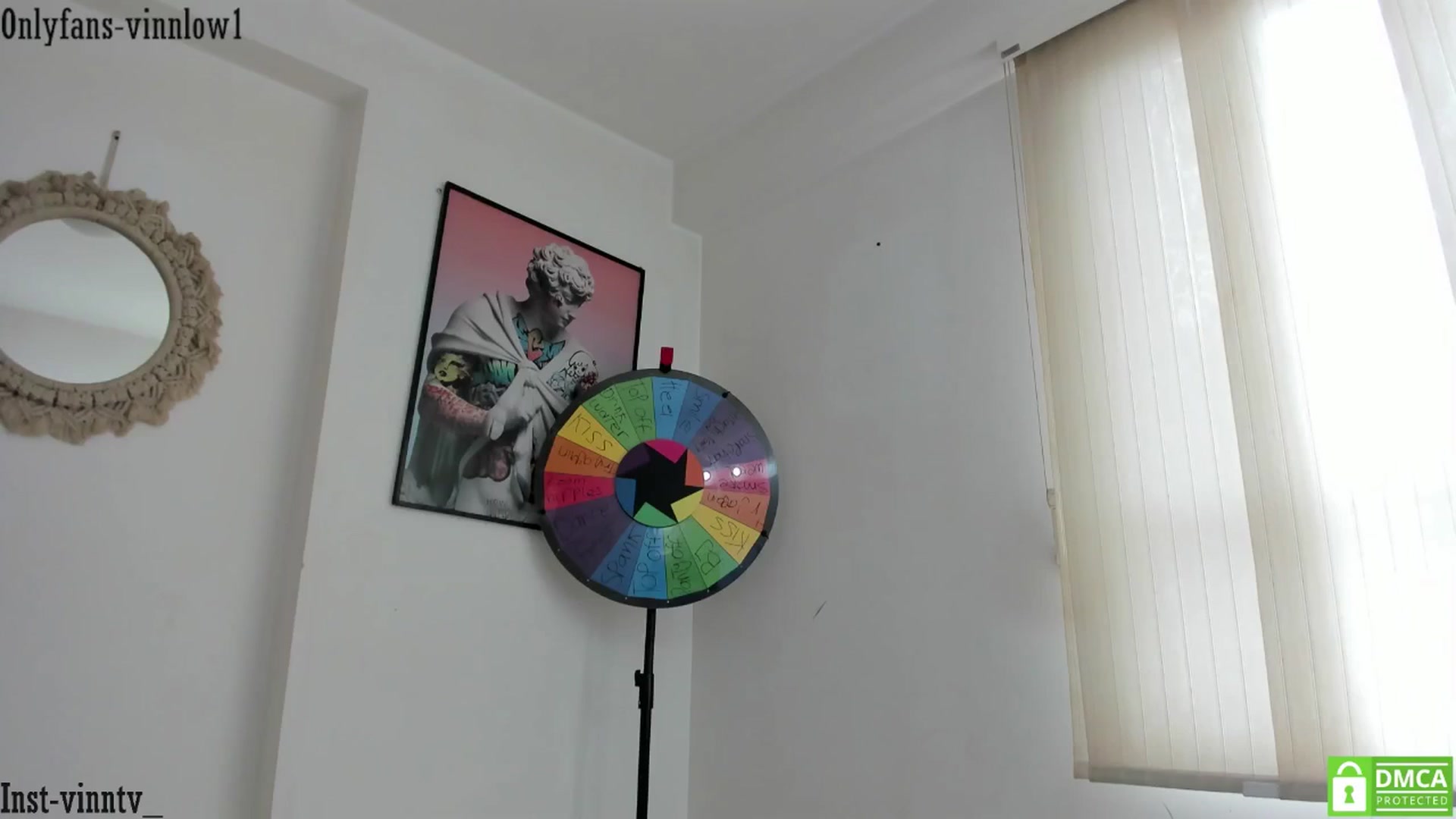 Gallery image thumbnail from Vinnlow's myfreecams stream on, 08/16/2025, 14:56 image 15 of 20