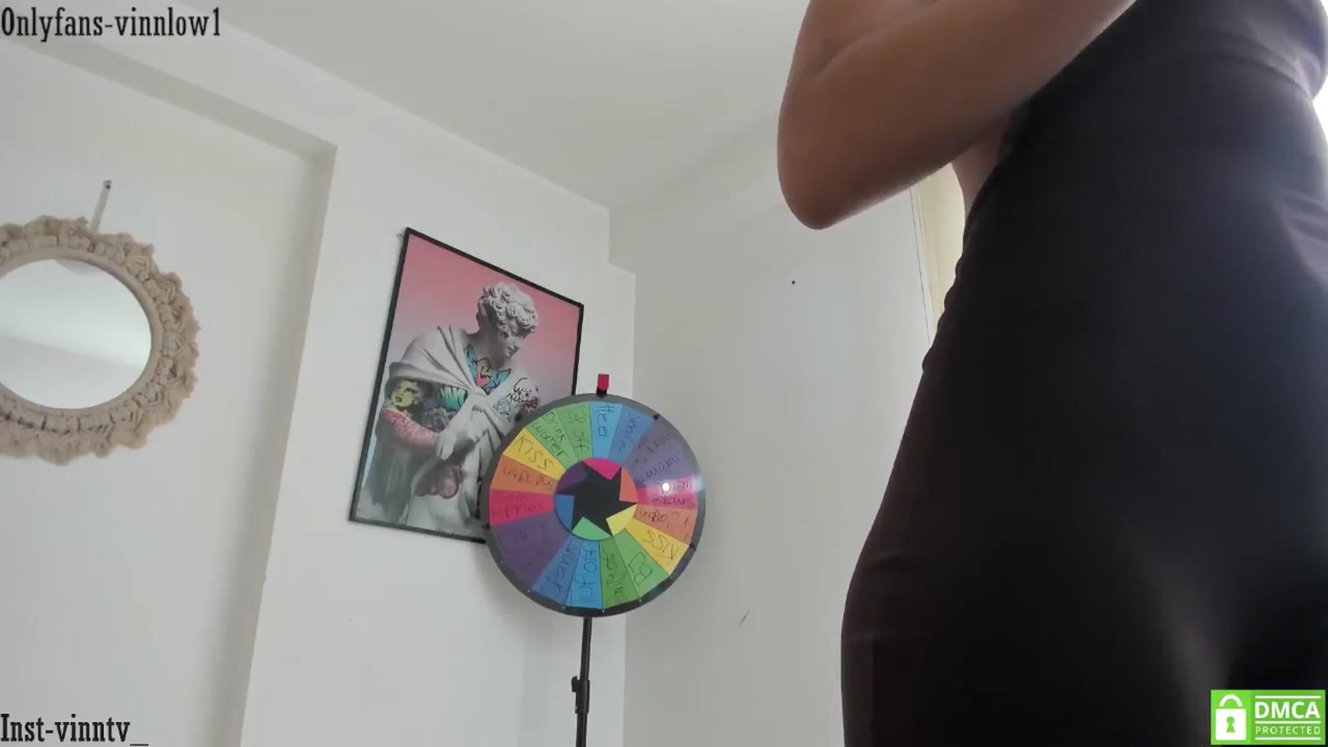 Gallery image thumbnail from Vinnlow's myfreecams stream on, 08/16/2025, 16:28 image 18 of 20