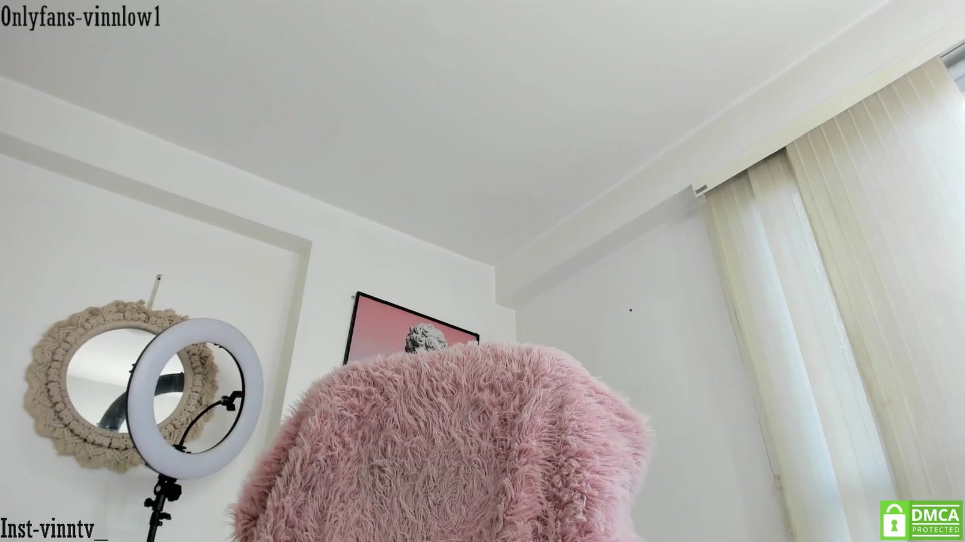Gallery image thumbnail from Vinnlow's myfreecams stream on, 09/03/2025, 22:54 image 10 of 20
