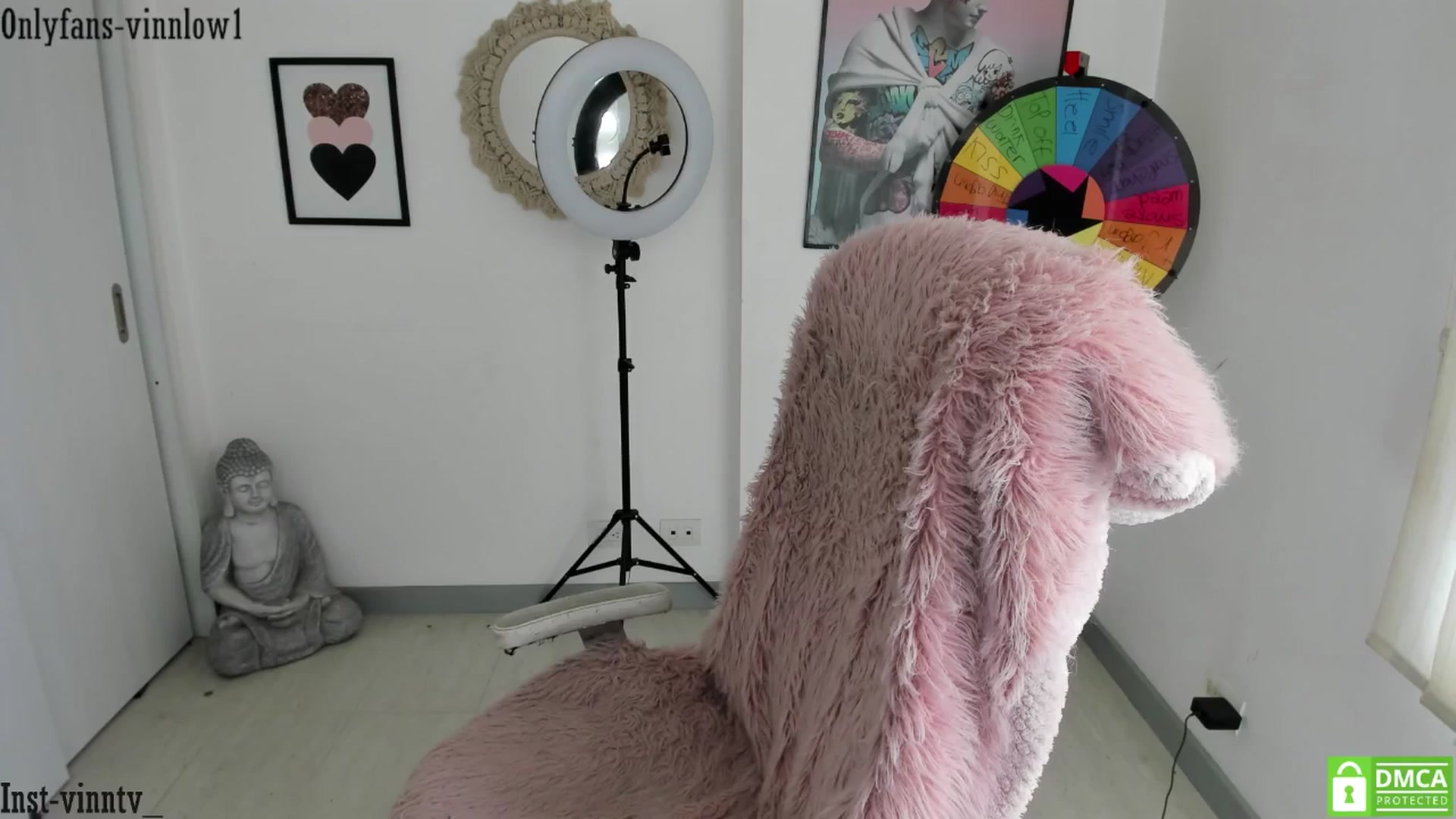 Gallery image thumbnail from Vinnlow's myfreecams stream on, 09/04/2025, 16:25 image 20 of 20