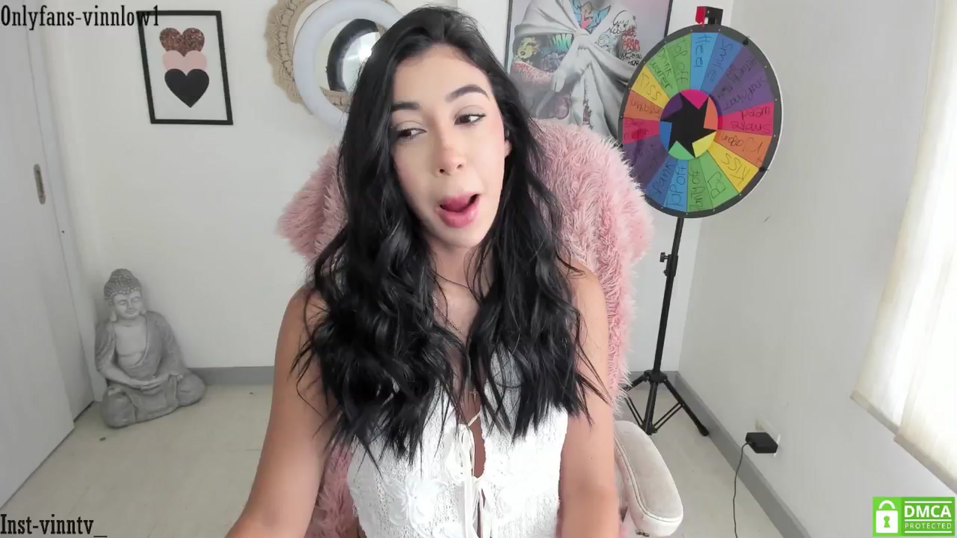 Gallery image thumbnail from Vinnlow's myfreecams stream on, 09/07/2025, 17:19 image 15 of 20