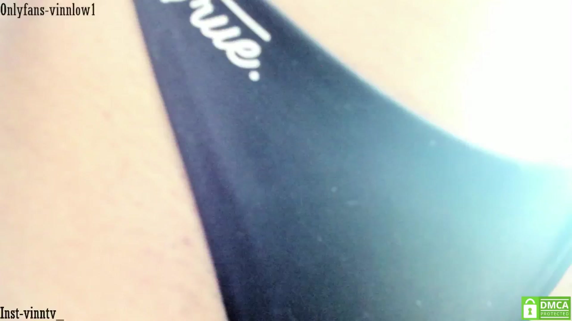 Gallery image thumbnail from Vinnlow's myfreecams stream on, 09/27/2025, 16:46 image 16 of 20