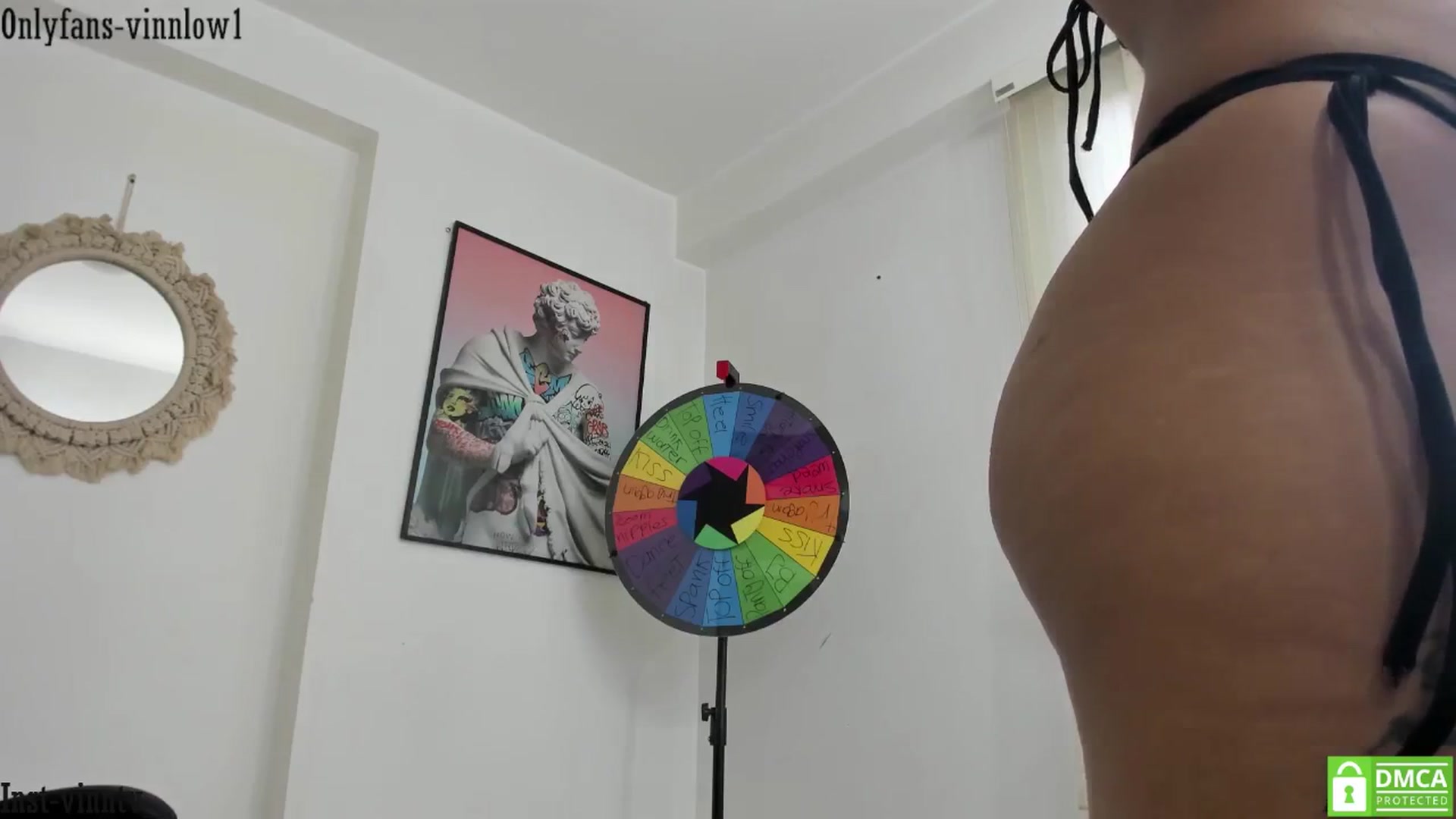 Gallery image thumbnail from Vinnlow's myfreecams stream on, 10/04/2025, 20:09 image 4 of 20
