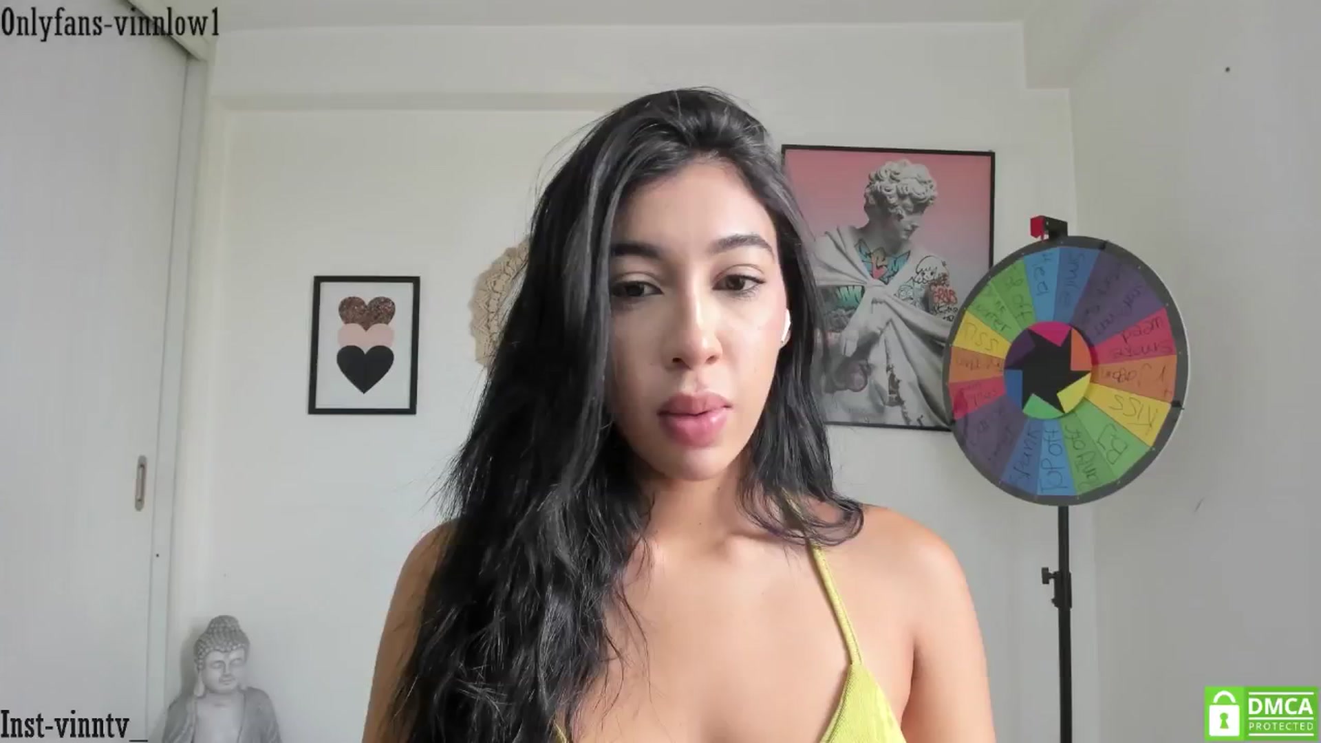 Gallery image thumbnail from Vinnlow's myfreecams stream on, 10/07/2025, 19:24 image 11 of 20