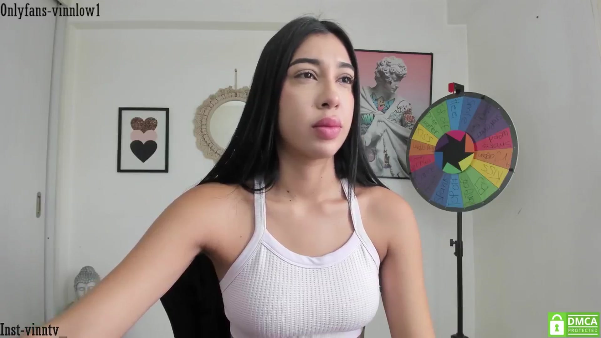 Gallery image thumbnail from Vinnlow's myfreecams stream on, 10/16/2025, 15:46 image 6 of 20