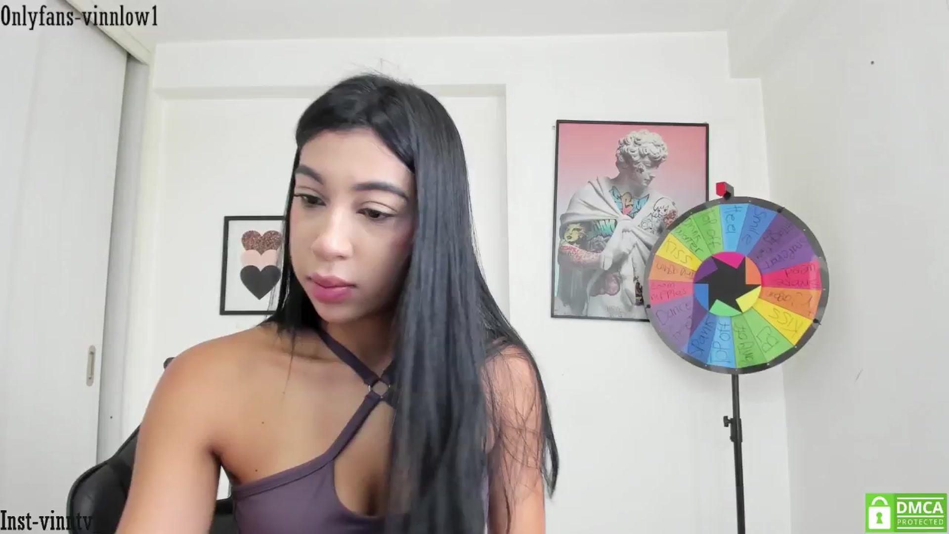 Gallery image thumbnail from Vinnlow's myfreecams stream on, 10/29/2025, 16:04 image 1 of 20
