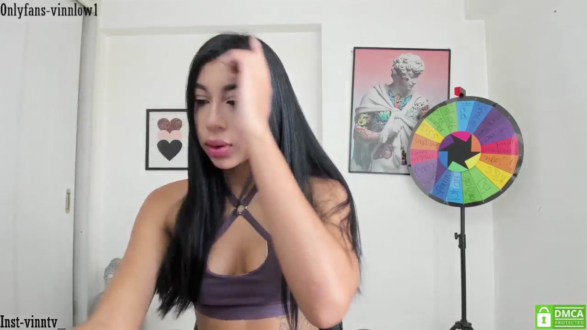 Gallery image thumbnail from Vinnlow's myfreecams stream on, 10/29/2025, 16:04 image 20 of 20