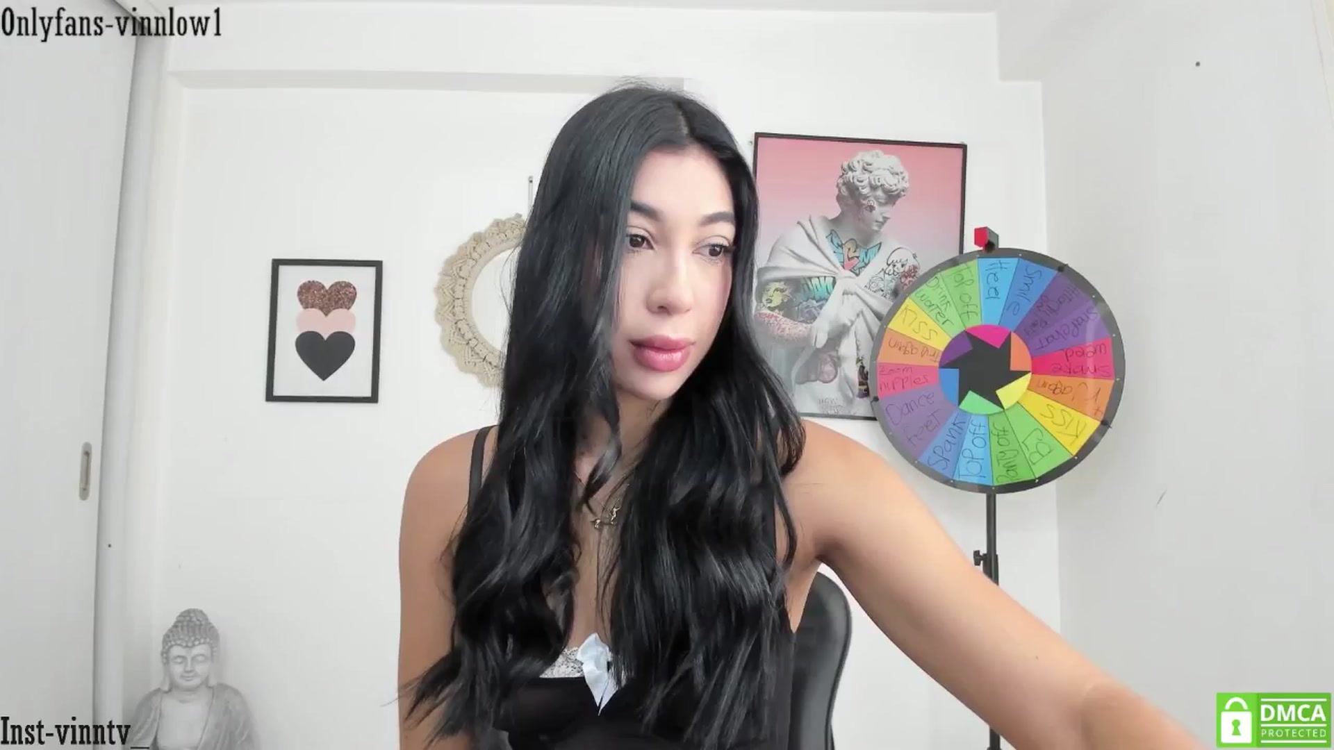Gallery image thumbnail from Vinnlow's myfreecams stream on, 10/30/2025, 13:31 image 13 of 20