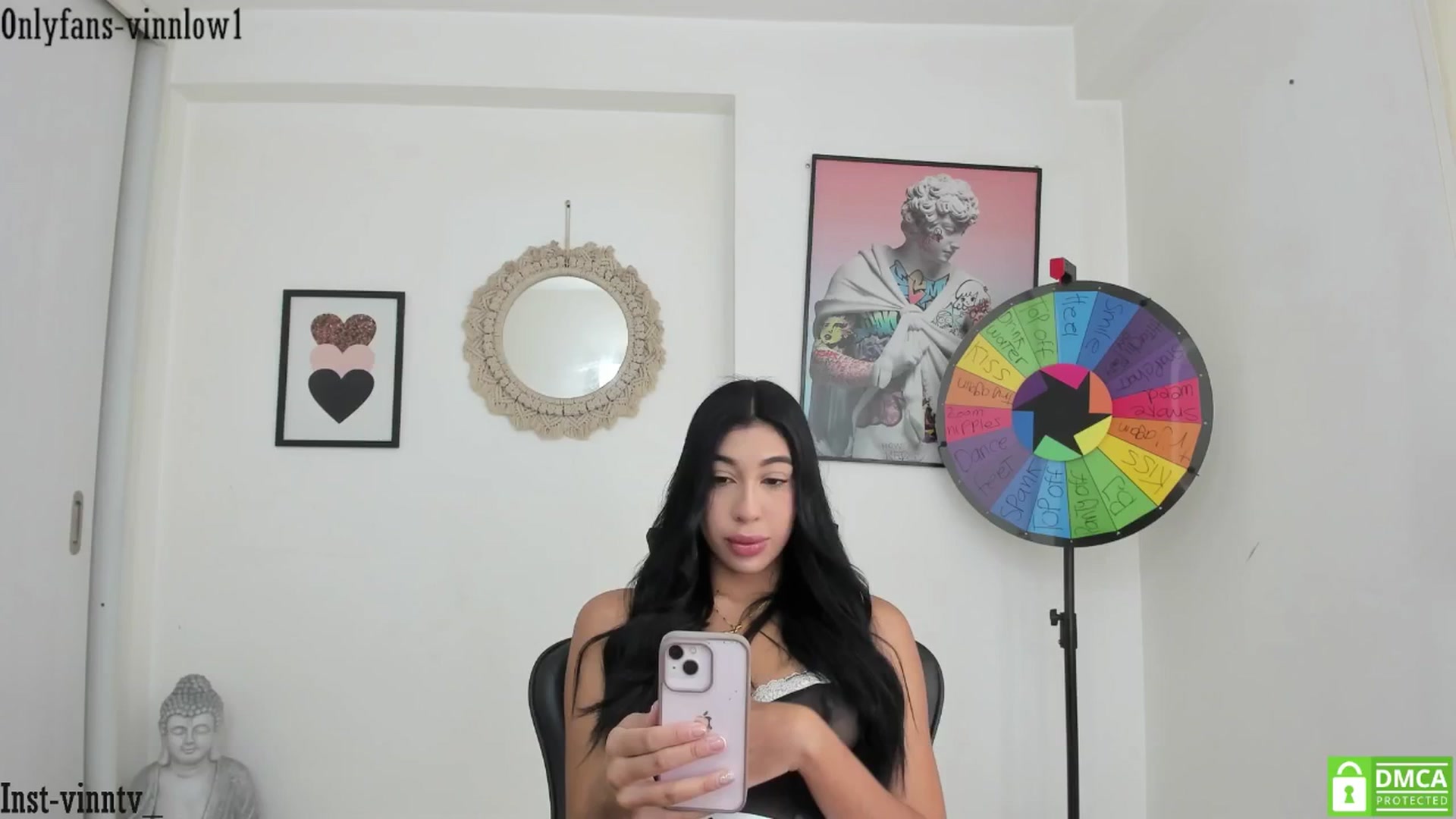 Gallery image thumbnail from Vinnlow's myfreecams stream on, 10/30/2025, 13:31 image 5 of 20