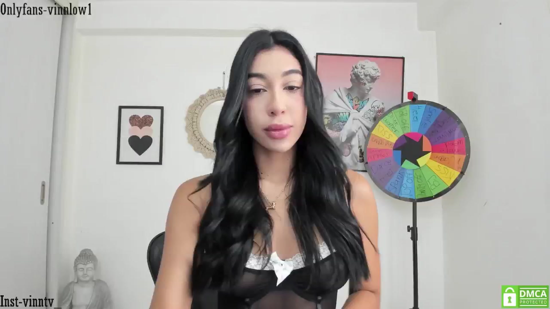 Gallery image thumbnail from Vinnlow's myfreecams stream on, 10/30/2025, 13:31 image 19 of 20