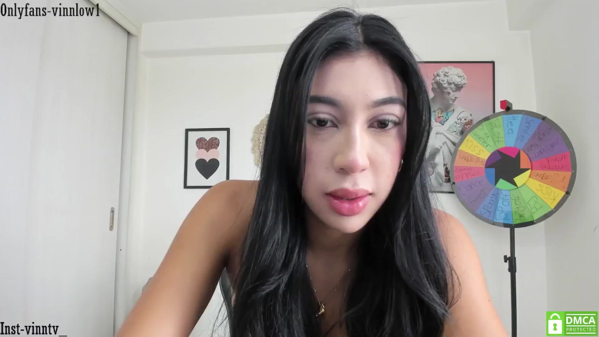 Gallery image thumbnail from Vinnlow's myfreecams stream on, 10/31/2025, 15:27 image 6 of 20