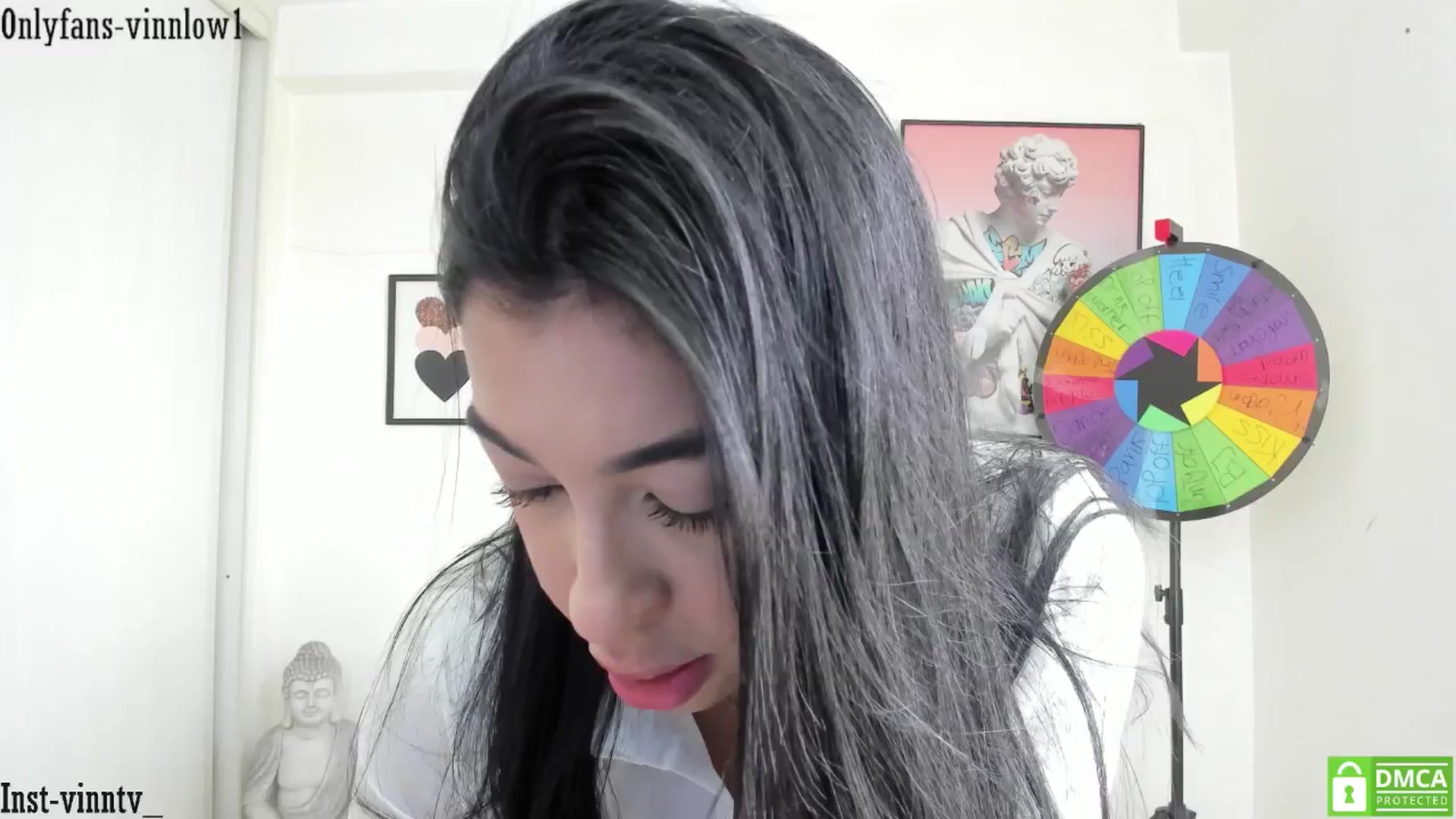 Gallery image thumbnail from Vinnlow's myfreecams stream on, 10/31/2025, 16:37 image 3 of 20