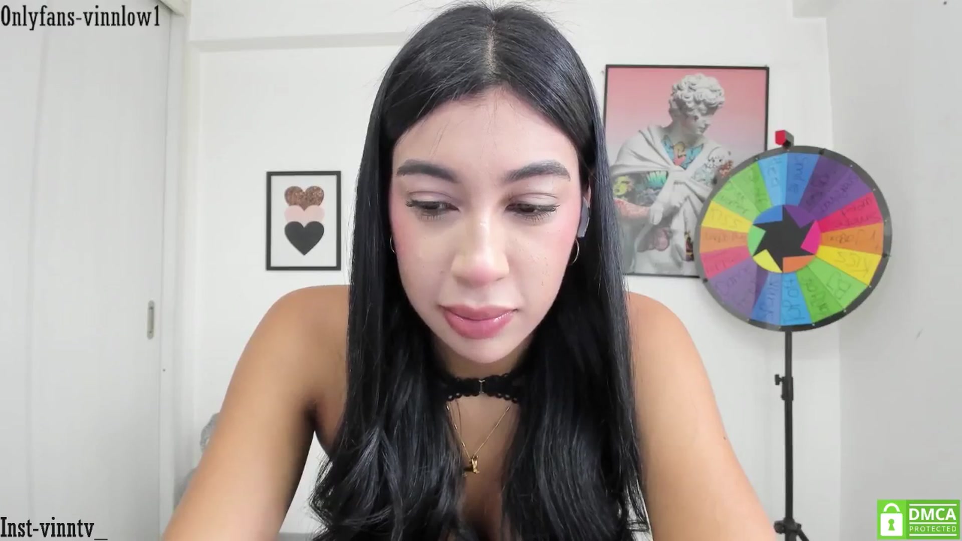 Gallery image thumbnail from Vinnlow's myfreecams stream on, 11/03/2025, 21:55 image 19 of 20