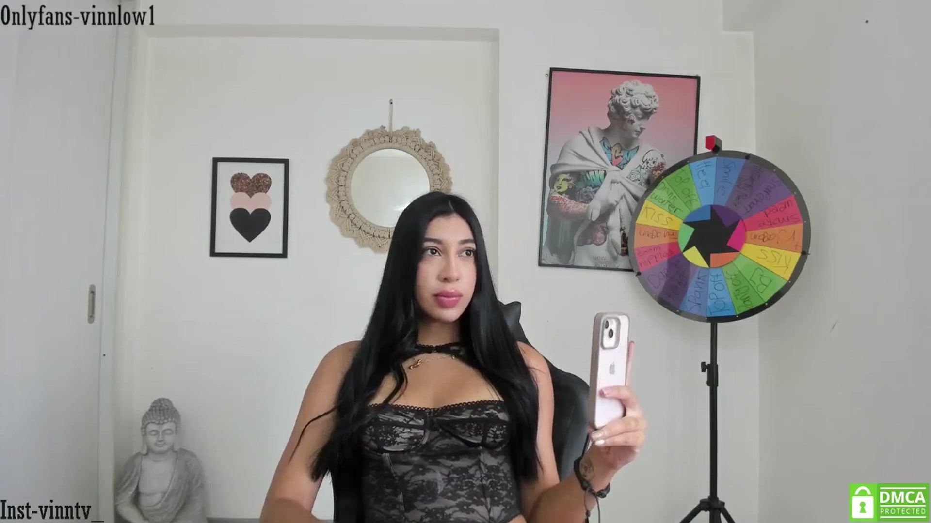 Gallery image thumbnail from Vinnlow's myfreecams stream on, 11/04/2025, 15:28 image 14 of 20