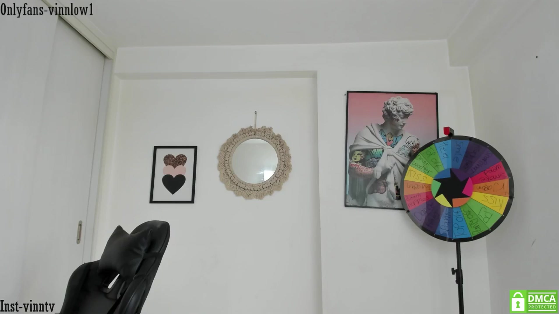 Gallery image thumbnail from Vinnlow's myfreecams stream on, 11/04/2025, 15:49 image 16 of 20