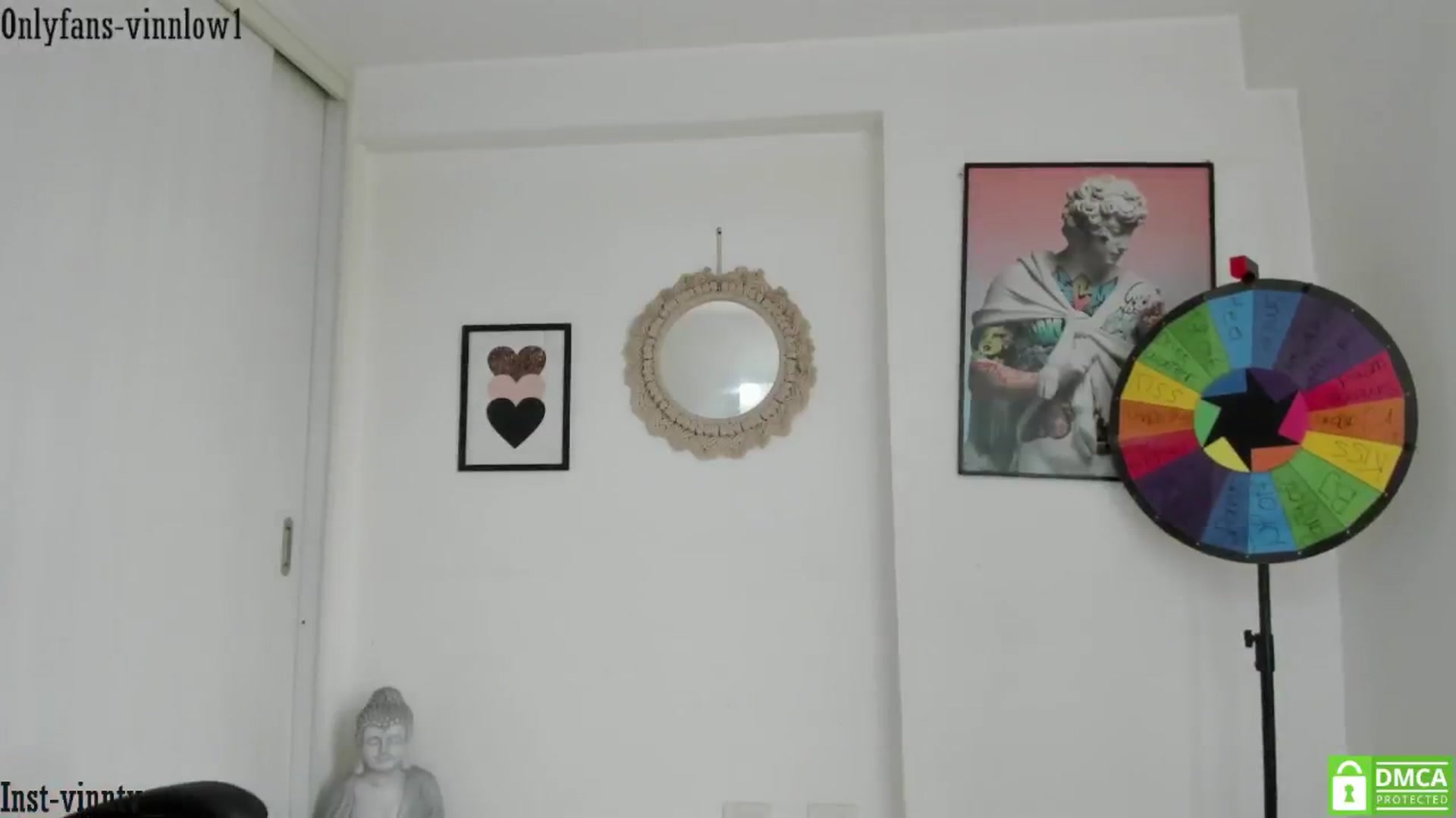 Gallery image thumbnail from Vinnlow's myfreecams stream on, 11/05/2025, 16:01 image 6 of 20