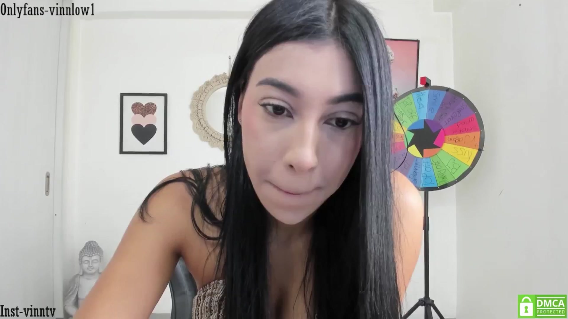 Gallery image thumbnail from Vinnlow's myfreecams stream on, 11/15/2025, 14:27 image 7 of 20