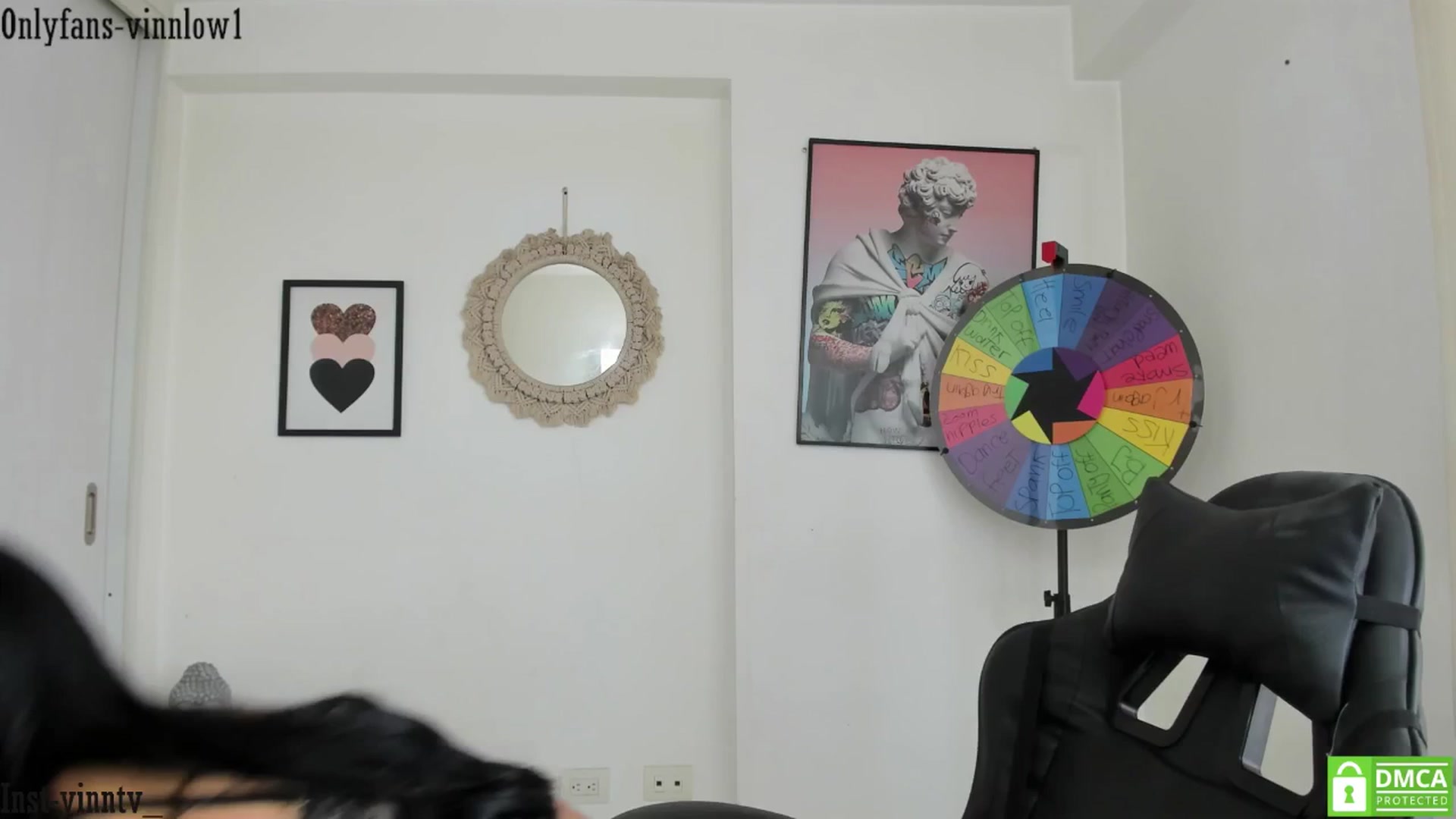 Gallery image thumbnail from Vinnlow's myfreecams stream on, 11/22/2025, 16:02 image 3 of 20
