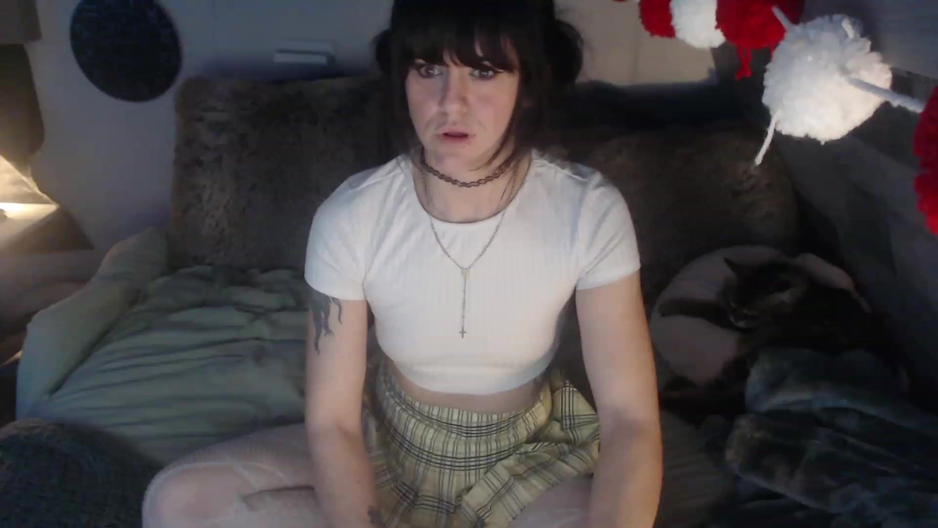 Gallery image thumbnail from VinnyVanGhoe's myfreecams stream on, 03/02/2023, 02:15 image 17 of 20