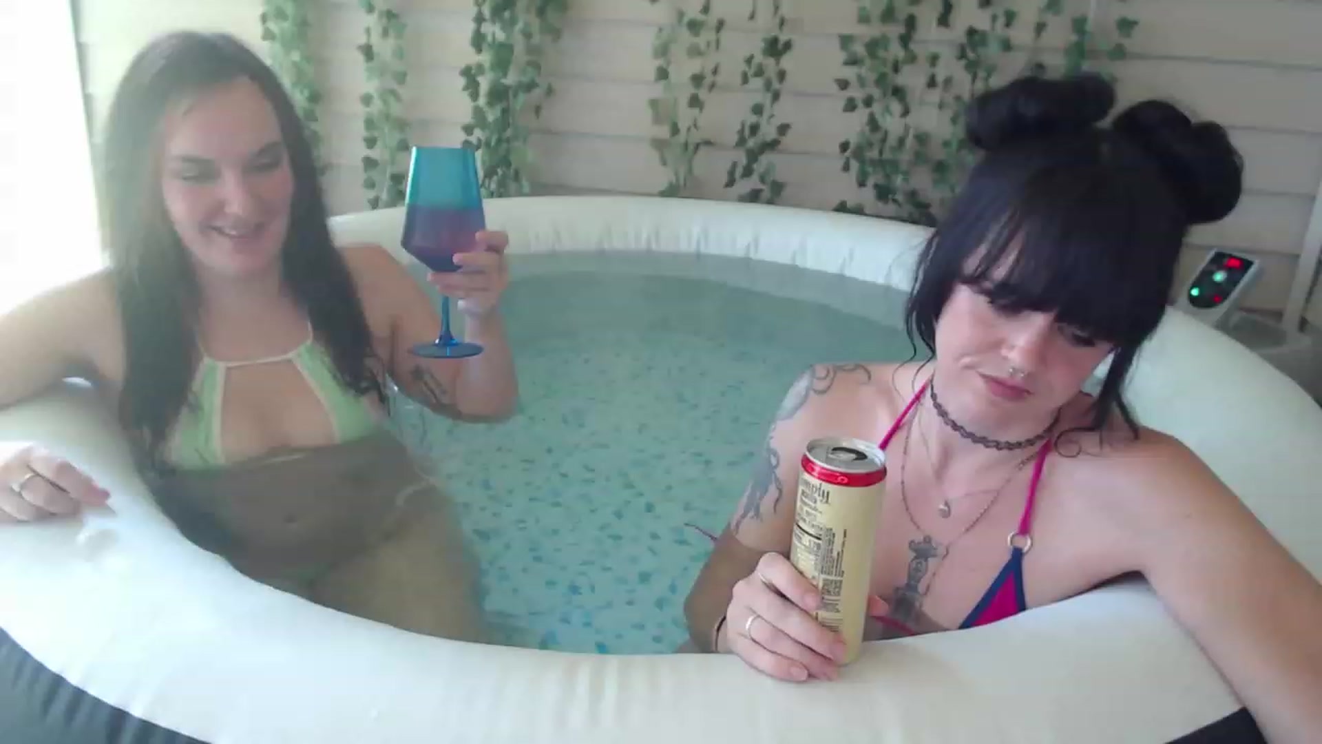 Gallery image thumbnail from VinnyVanGhoe's myfreecams stream on, 06/30/2023, 18:03 image 1 of 20