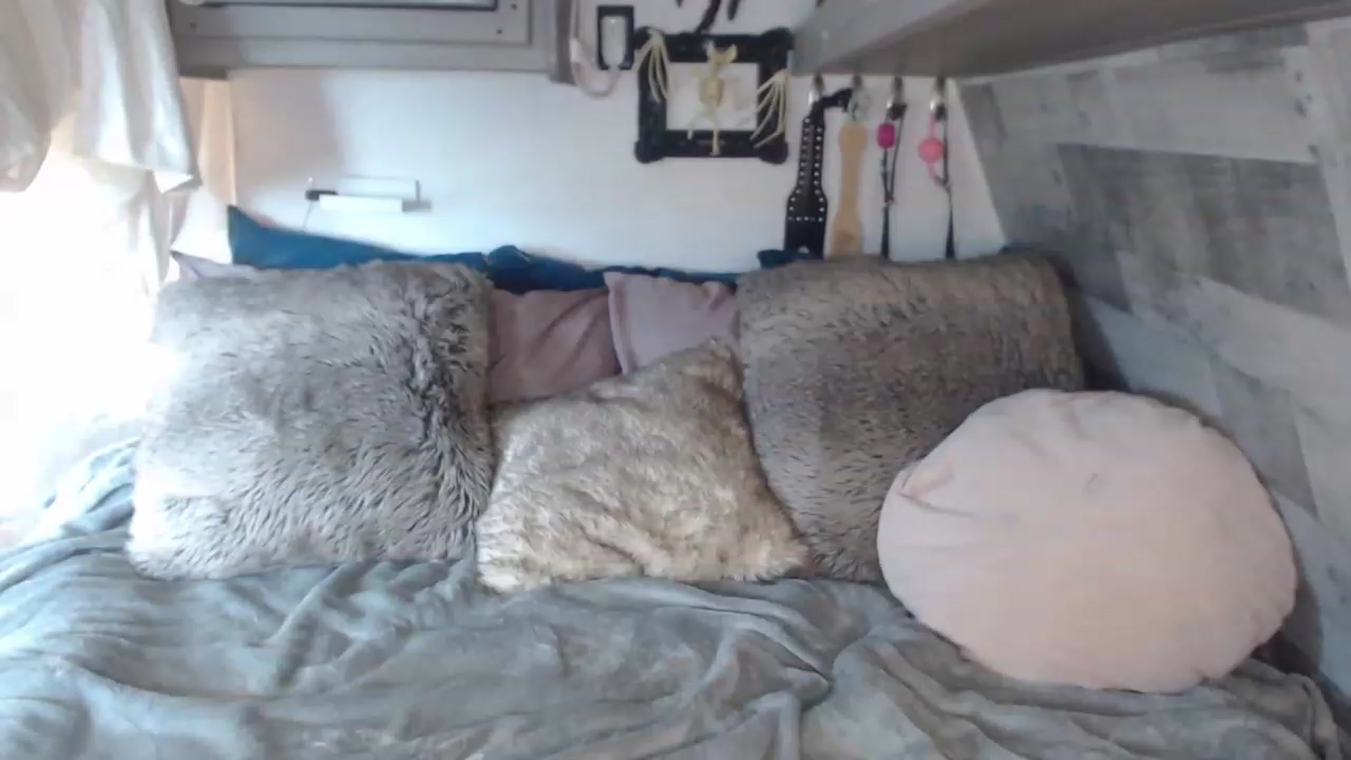 Gallery image thumbnail from VinnyVanGhoe's myfreecams stream on, 07/19/2023, 19:50 image 10 of 20