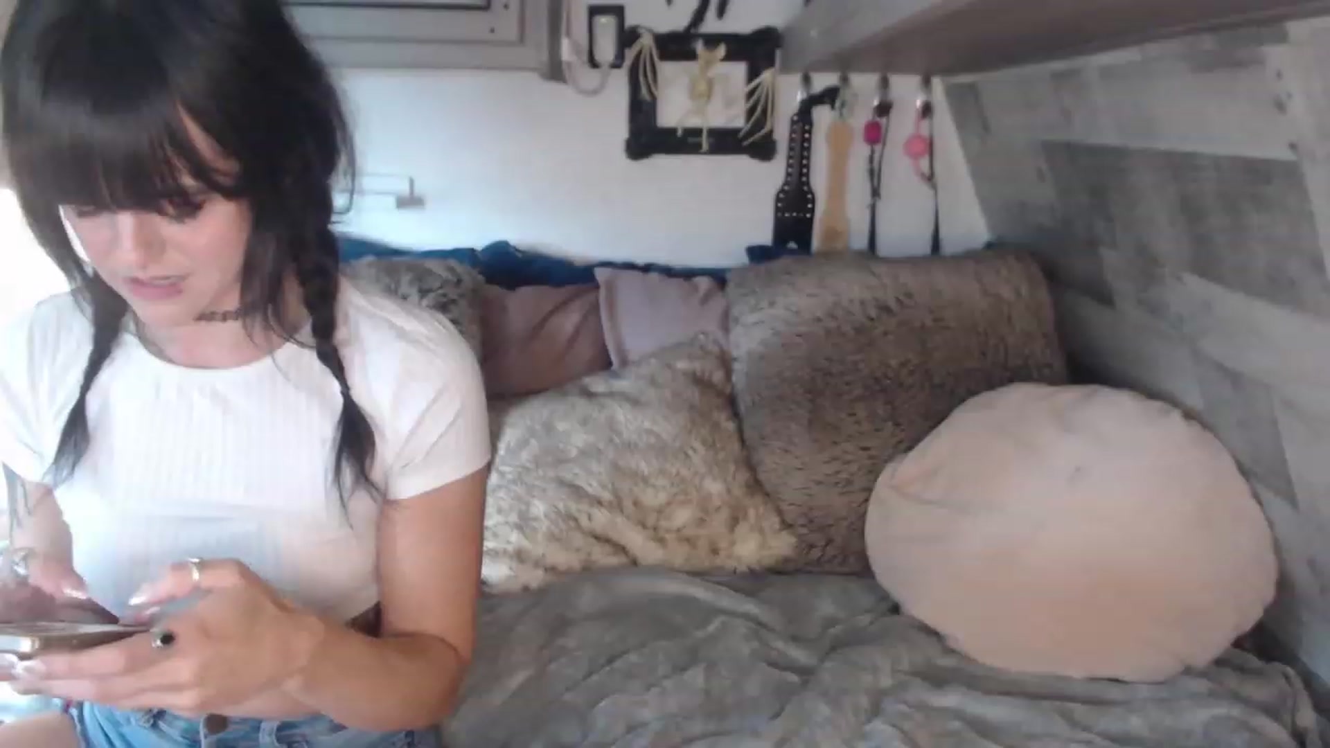 Gallery image thumbnail from VinnyVanGhoe's myfreecams stream on, 07/19/2023, 19:50 image 12 of 20