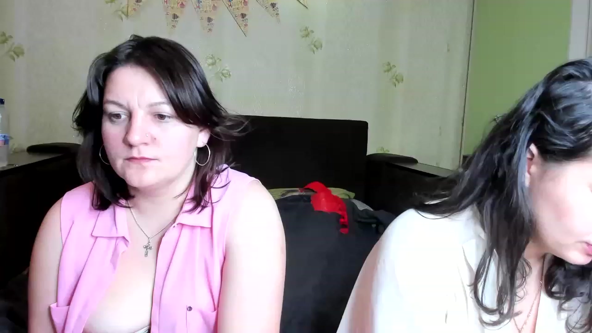 Gallery image thumbnail from ViolaDavil's myfreecams stream on, 12/02/2022, 19:54 image 14 of 20