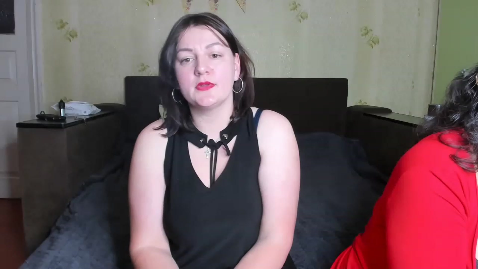 Gallery image thumbnail from ViolaDavil's myfreecams stream on, 12/03/2022, 16:56 image 2 of 20