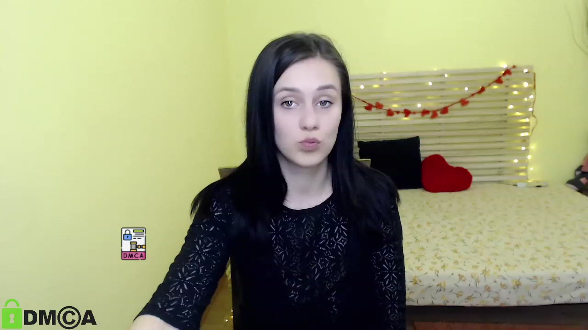 Gallery image thumbnail from ViolaEramoo's myfreecams stream on, 04/25/2023, 07:25 image 14 of 20