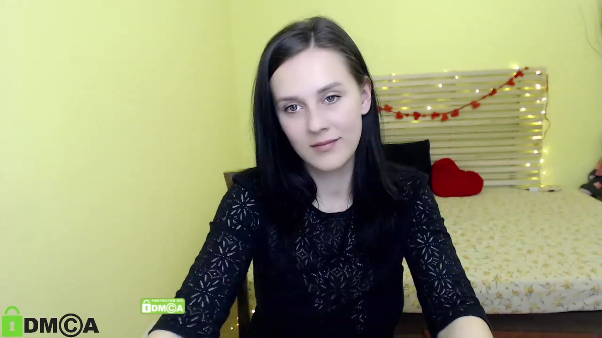 Gallery image thumbnail from ViolaEramoo's myfreecams stream on, 04/25/2023, 07:25 image 12 of 20