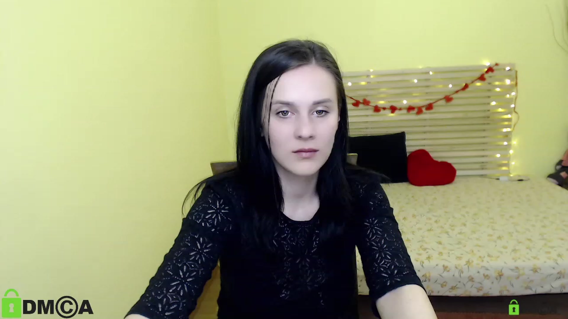 Gallery image thumbnail from ViolaEramoo's myfreecams stream on, 04/25/2023, 07:25 image 18 of 20