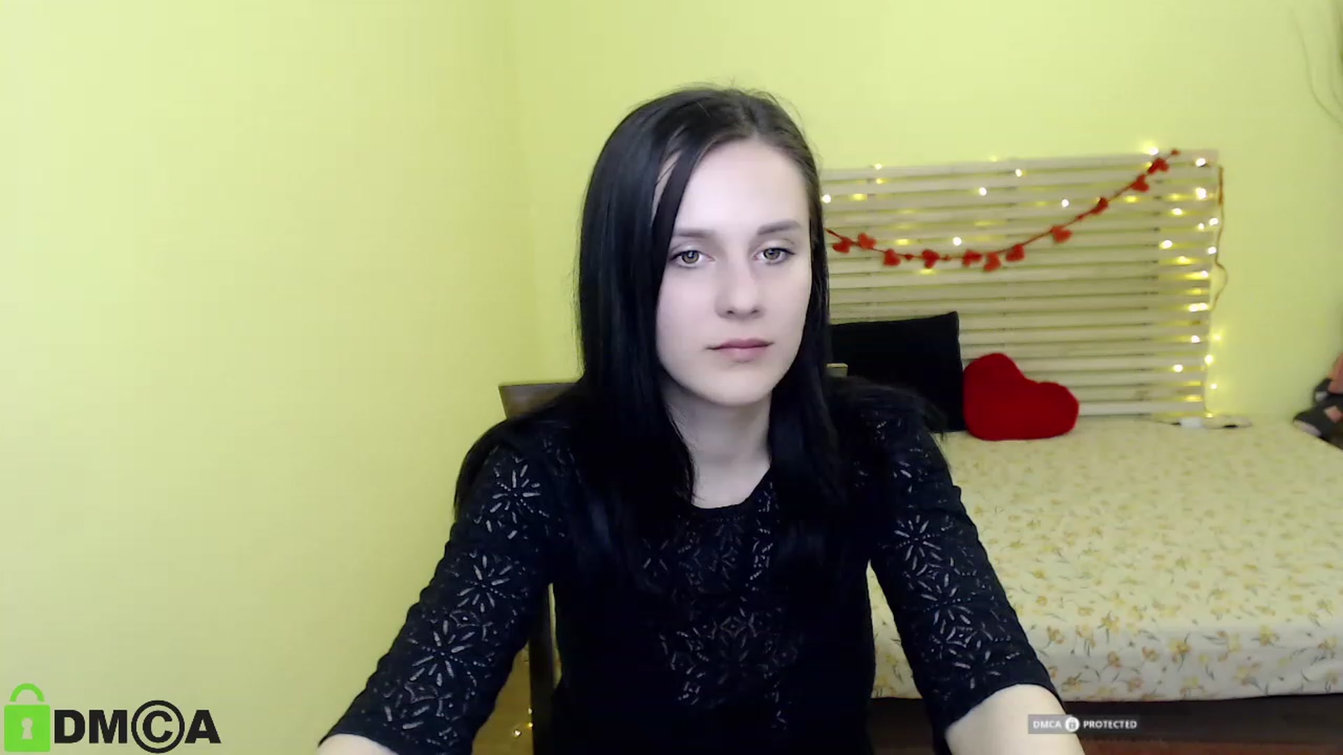 Gallery image thumbnail from ViolaEramoo's myfreecams stream on, 04/25/2023, 07:25 image 15 of 20