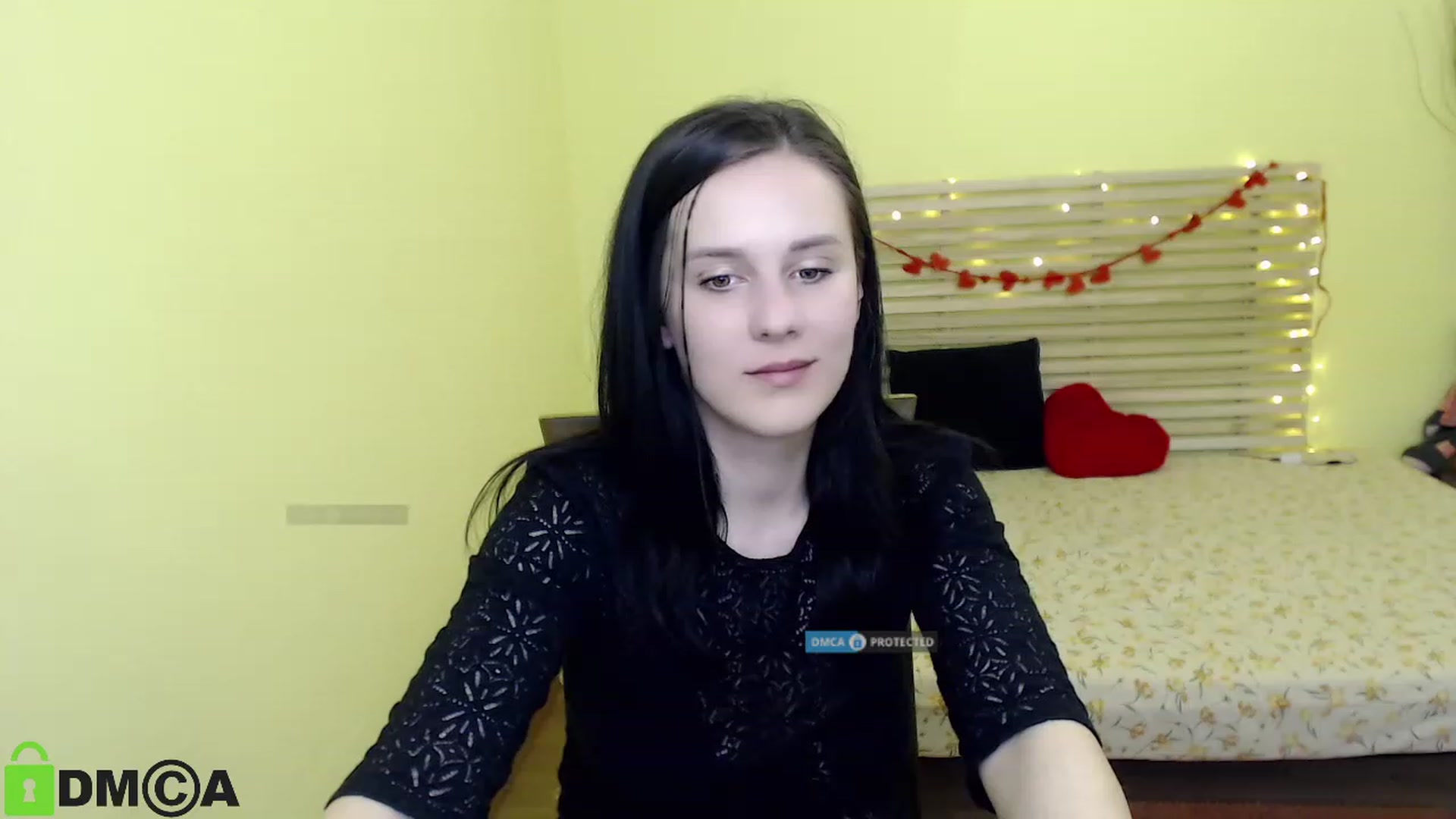 Gallery image thumbnail from ViolaEramoo's myfreecams stream on, 04/25/2023, 07:25 image 17 of 20
