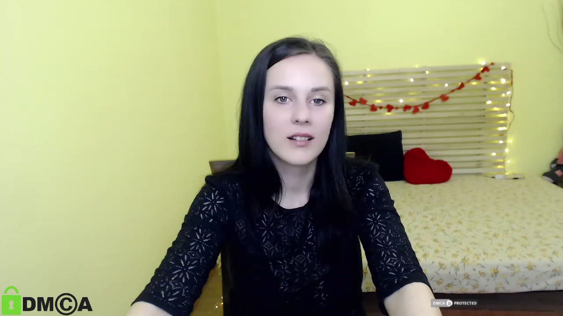 Gallery image thumbnail from ViolaEramoo's myfreecams stream on, 04/25/2023, 07:25 image 11 of 20