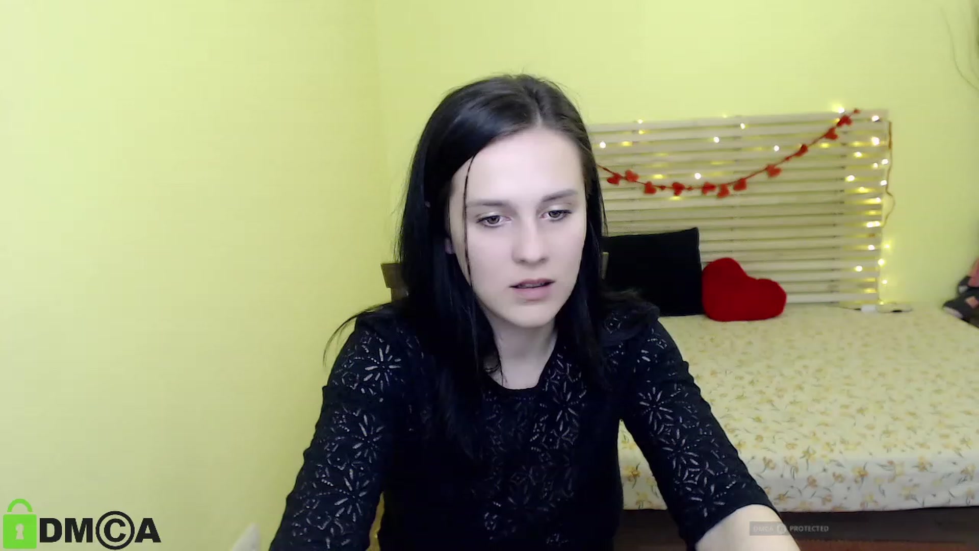 Gallery image thumbnail from ViolaEramoo's myfreecams stream on, 04/25/2023, 07:54 image 4 of 20