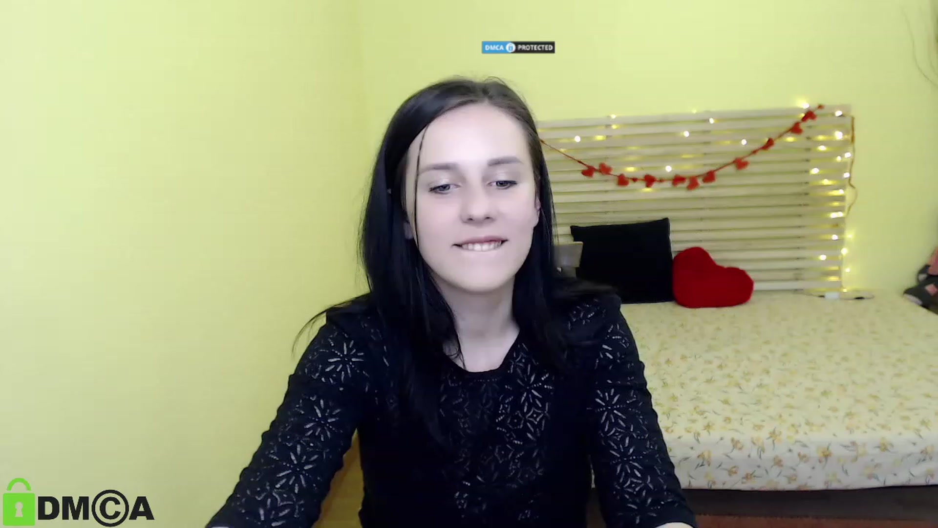 Gallery image thumbnail from ViolaEramoo's myfreecams stream on, 04/25/2023, 07:54 image 8 of 20