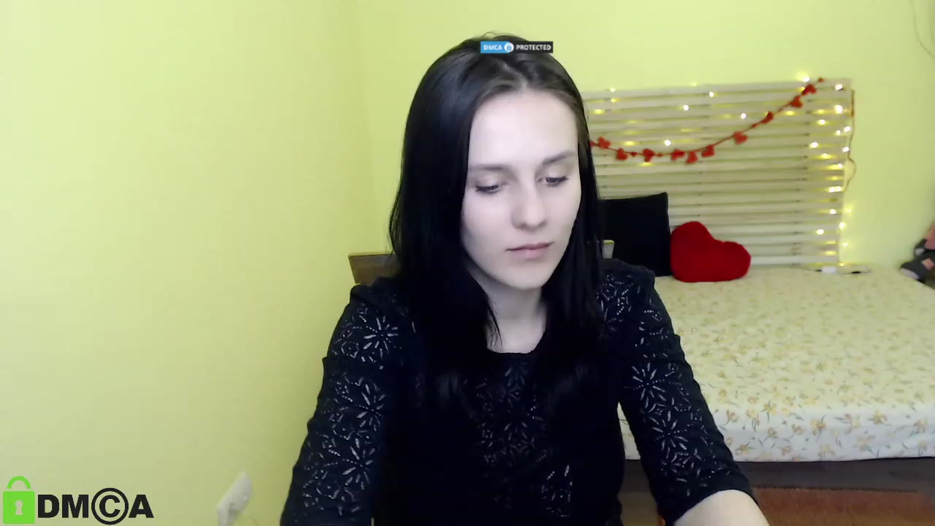 Gallery image thumbnail from ViolaEramoo's myfreecams stream on, 04/25/2023, 10:01 image 19 of 20