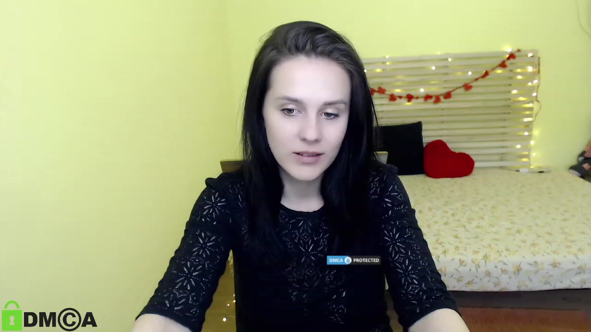 Gallery image thumbnail from ViolaEramoo's myfreecams stream on, 04/25/2023, 10:01 image 2 of 20