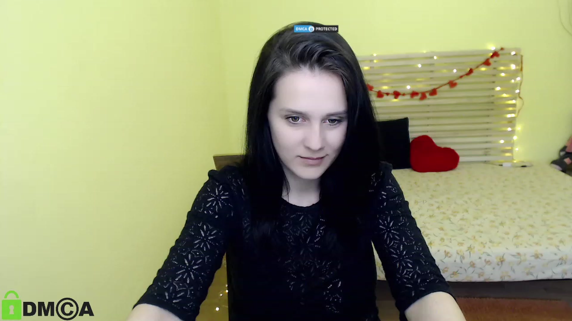 Gallery image thumbnail from ViolaEramoo's myfreecams stream on, 04/25/2023, 10:01 image 5 of 20