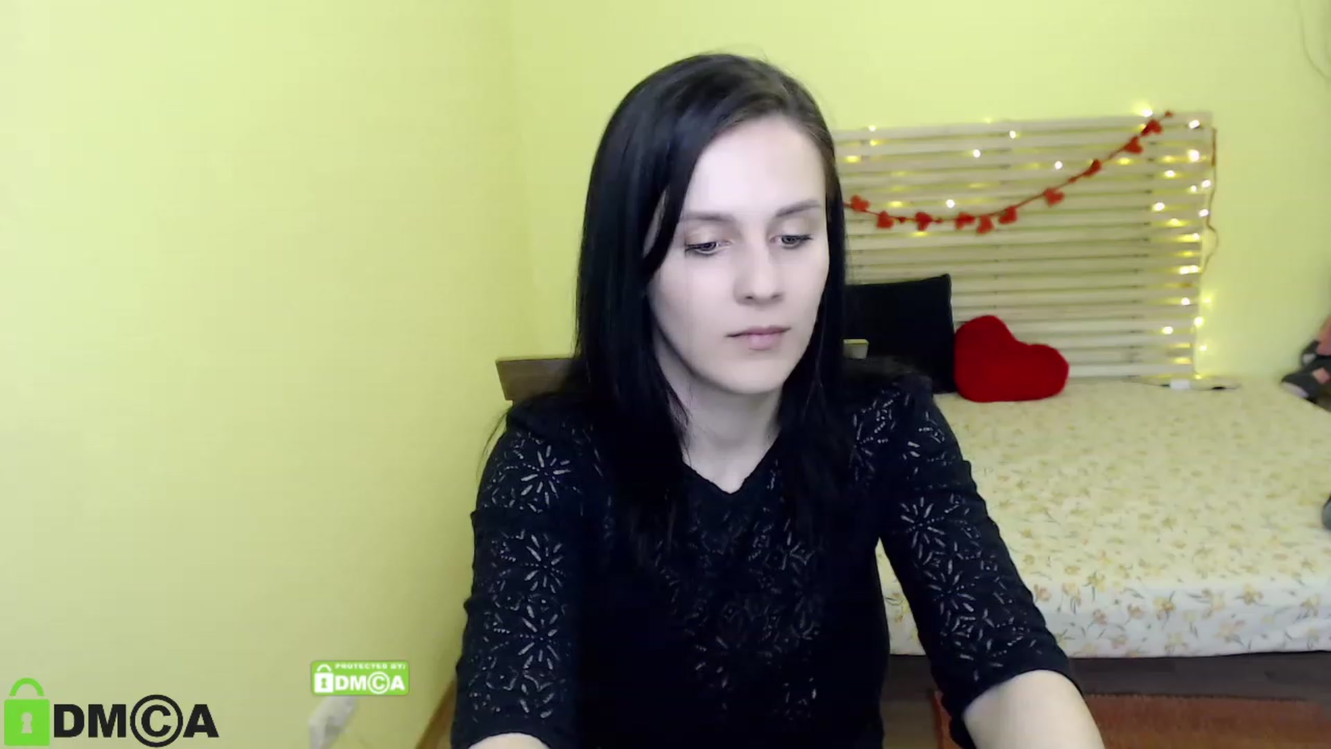 Gallery image thumbnail from ViolaEramoo's myfreecams stream on, 04/25/2023, 11:54 image 8 of 20