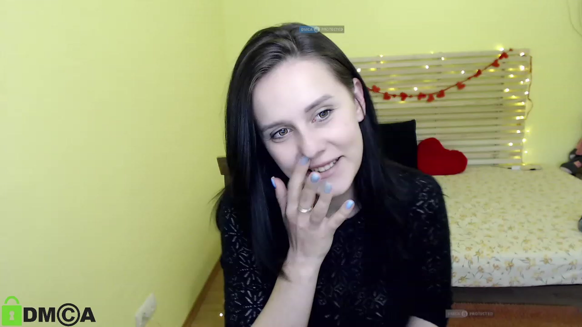 Gallery image thumbnail from ViolaEramoo's myfreecams stream on, 04/25/2023, 11:54 image 1 of 20
