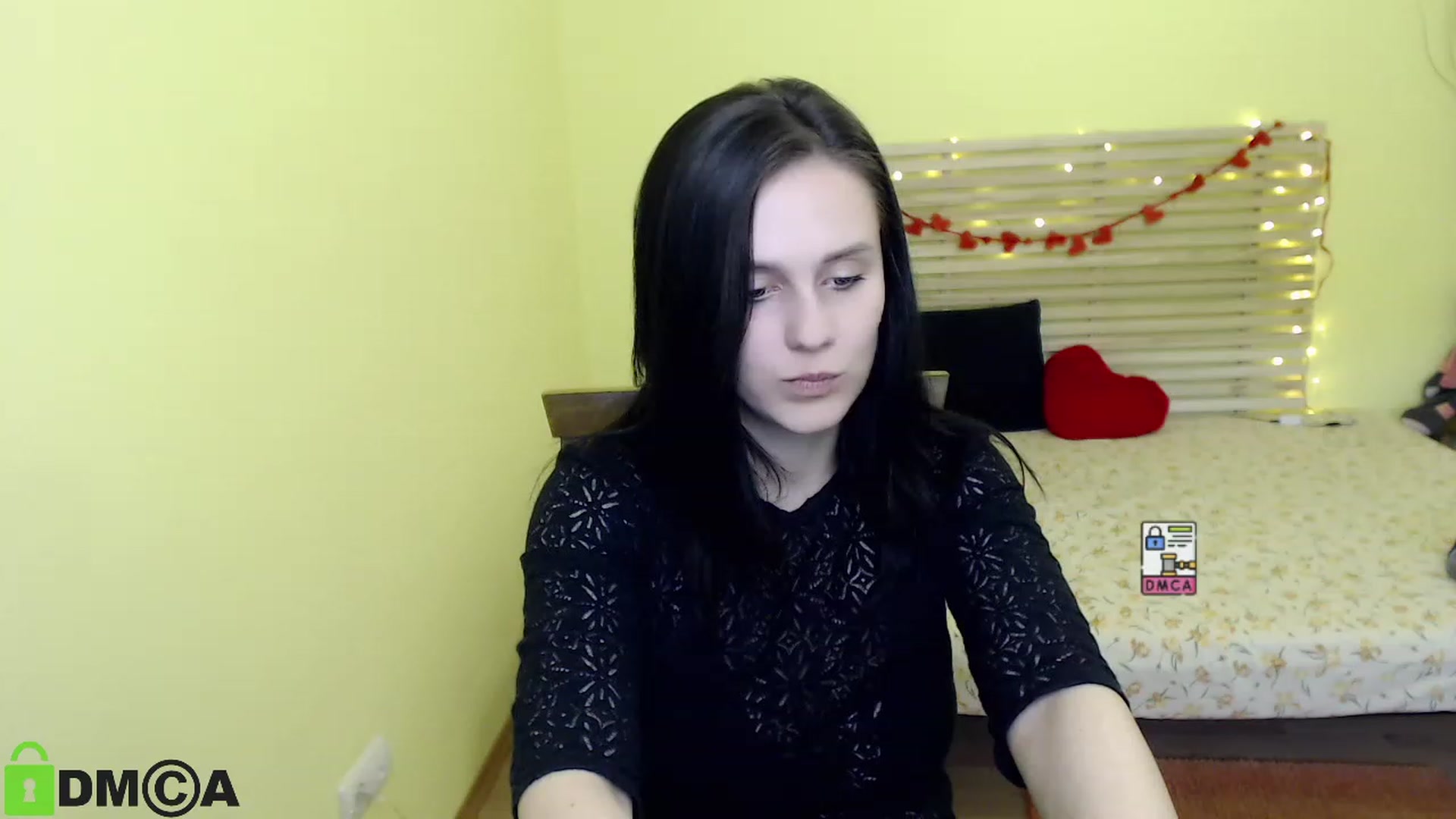 Gallery image thumbnail from ViolaEramoo's myfreecams stream on, 04/25/2023, 11:54 image 15 of 20