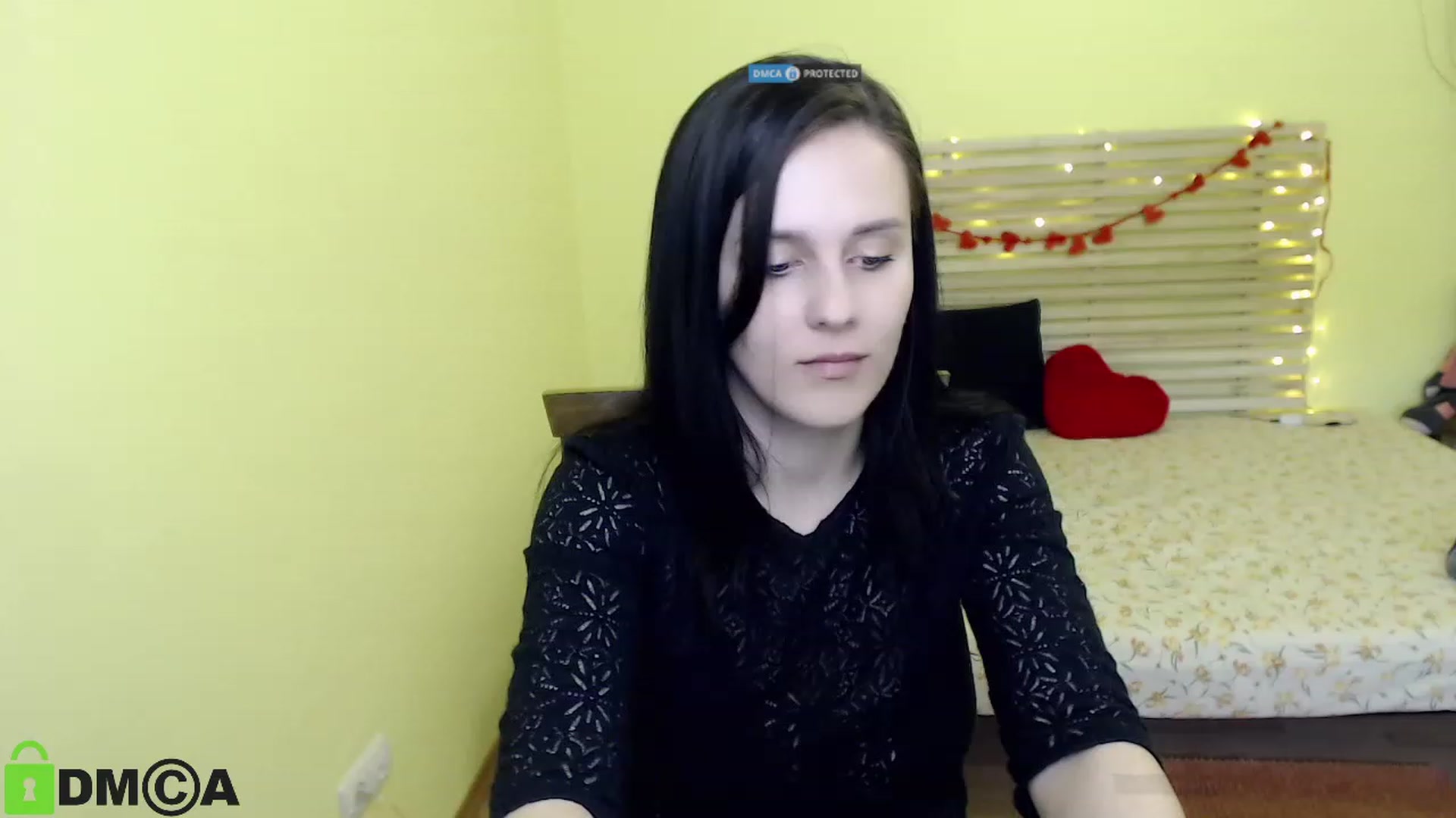 Gallery image thumbnail from ViolaEramoo's myfreecams stream on, 04/25/2023, 11:54 image 9 of 20