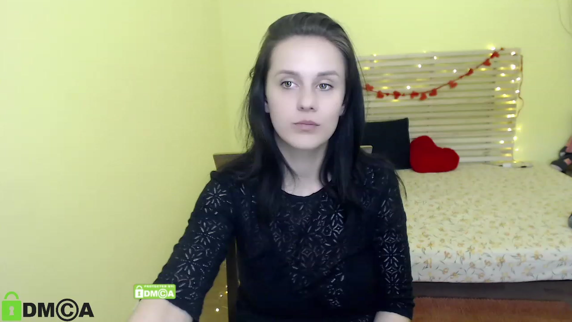 Gallery image thumbnail from ViolaEramoo's myfreecams stream on, 04/25/2023, 11:54 image 16 of 20