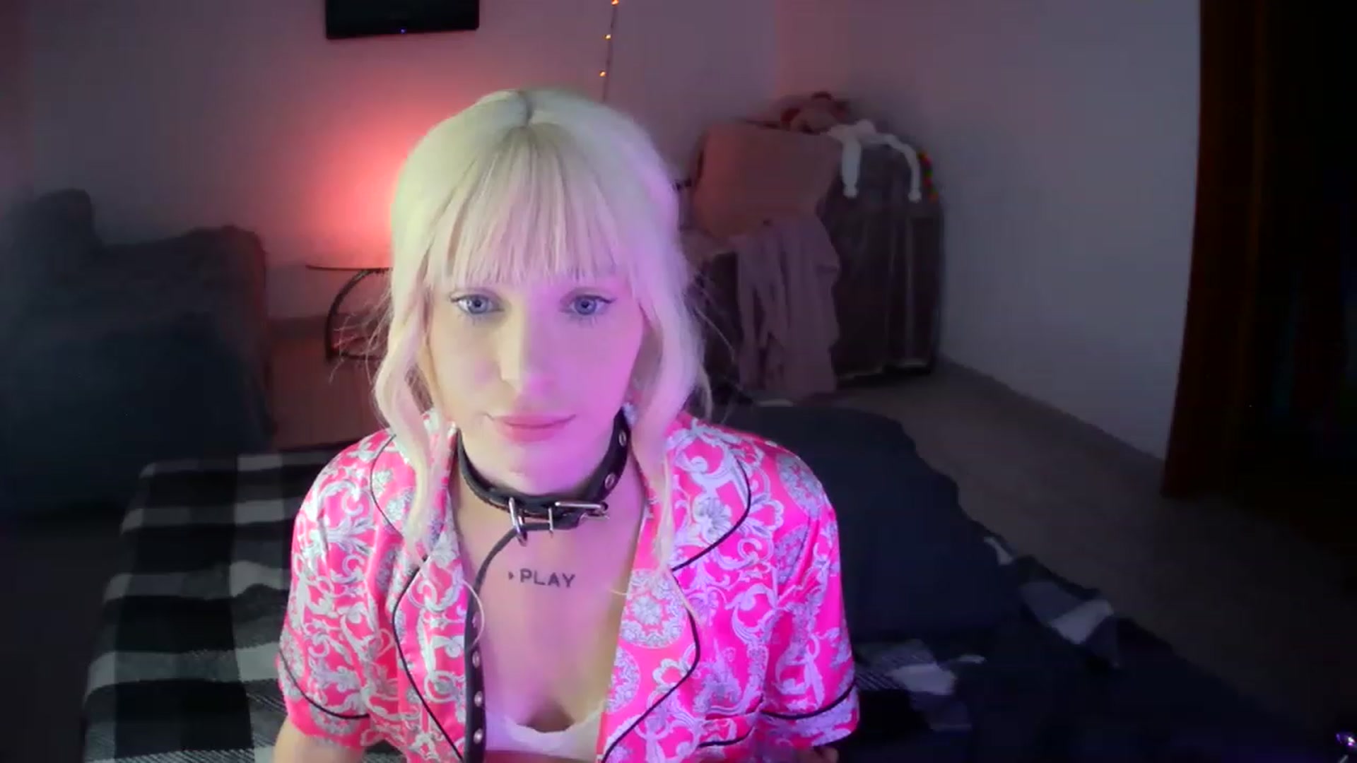 Gallery image thumbnail from VioletBurn's myfreecams stream on, 07/08/2023, 16:56 image 18 of 20