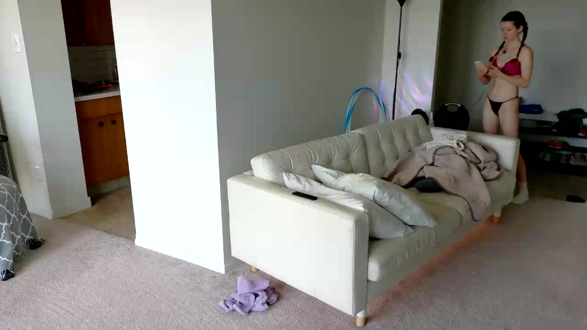 Gallery image thumbnail from VioletFoxy's myfreecams stream on, 08/12/2026, 23:32 image 8 of 20