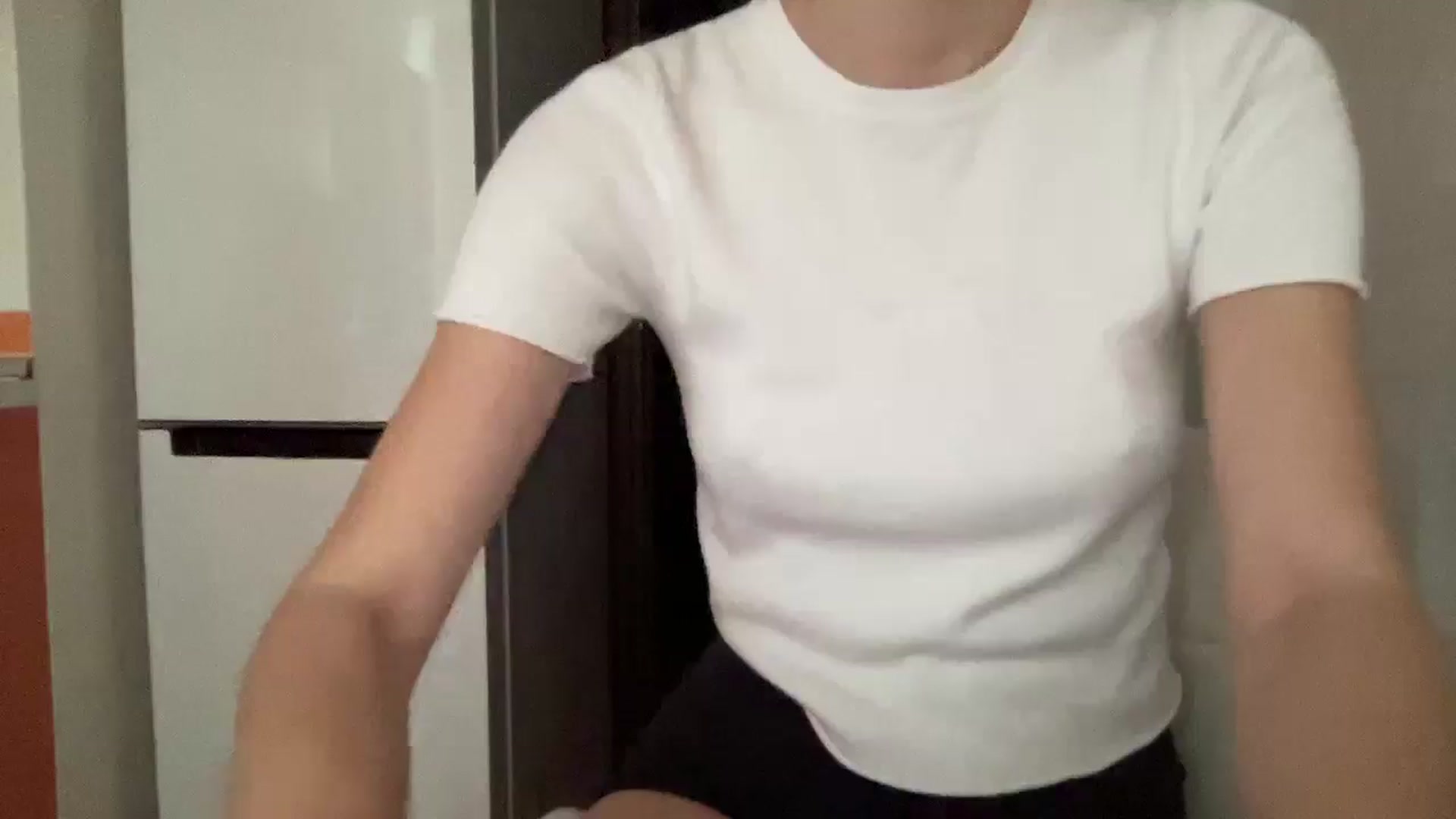 Gallery image thumbnail from VioletHeart's myfreecams stream on, 10/18/2025, 12:11 image 15 of 20
