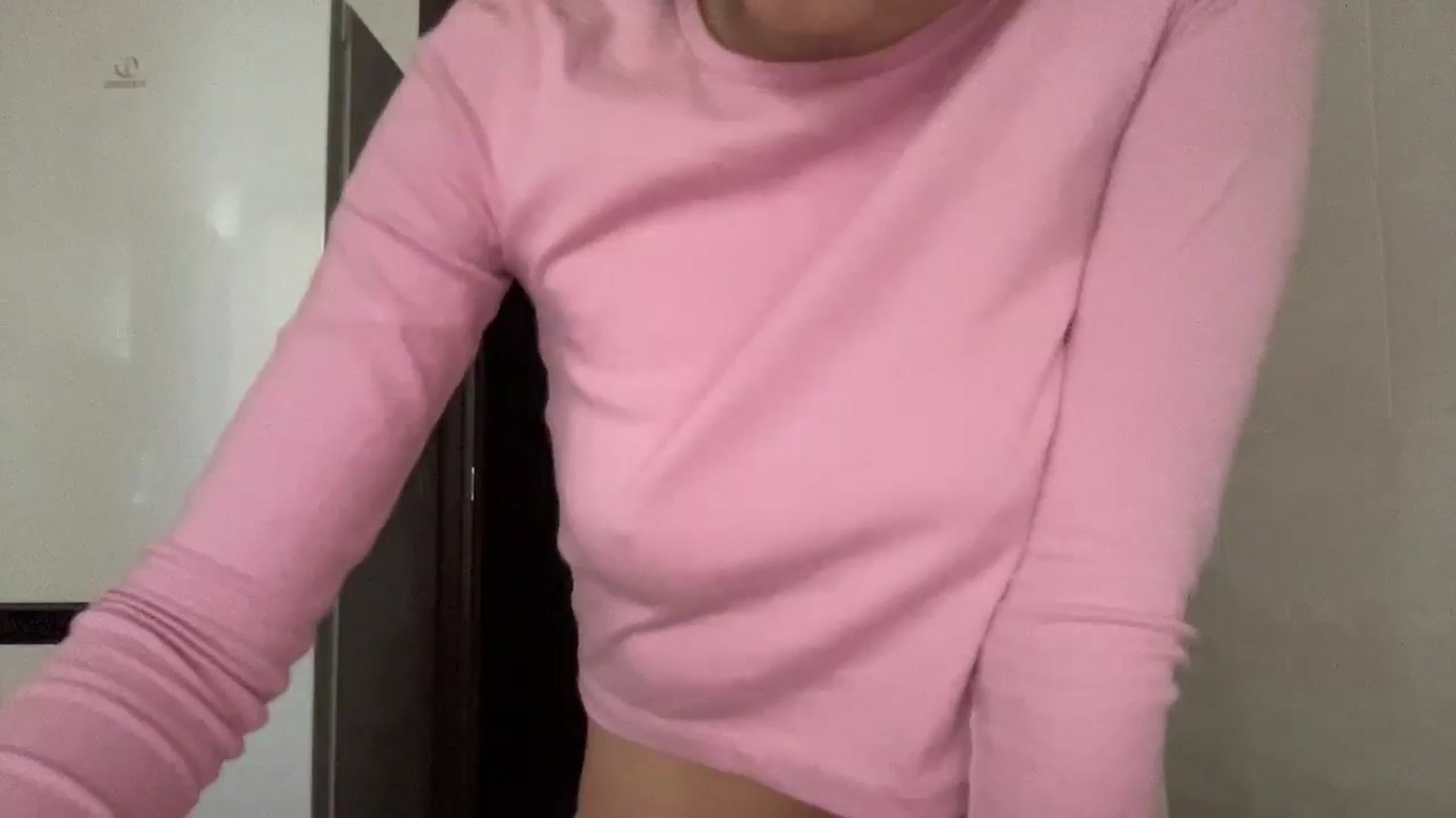 Gallery image thumbnail from VioletHeart's myfreecams stream on, 10/19/2025, 09:33 image 4 of 20